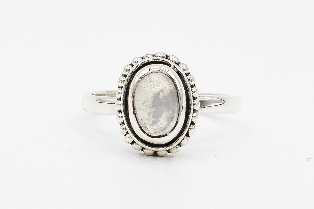 Picture of the Laila ring, a Nelumbo jewelry piece, handmade from 925 sterling silver and moonstone